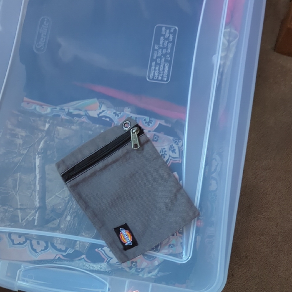 Dickies Gray Pouch